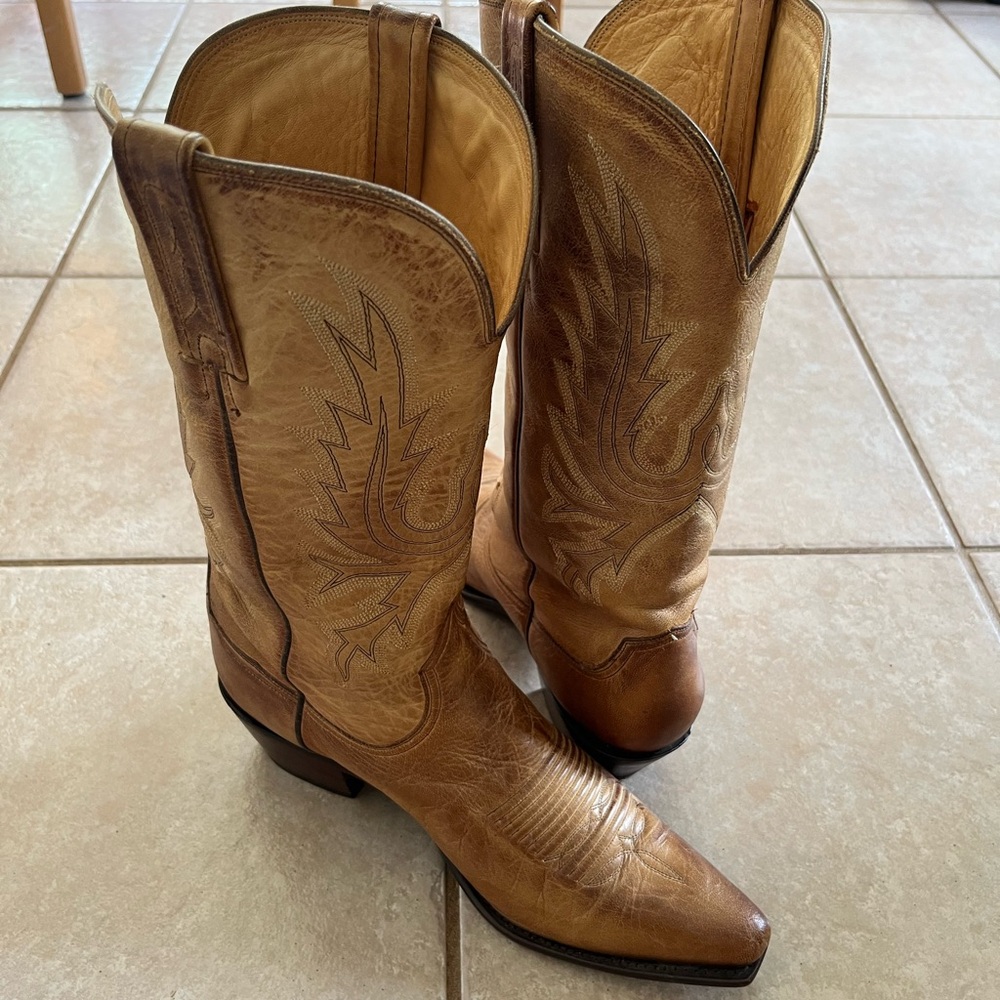 Tan Western Cowboy Boots